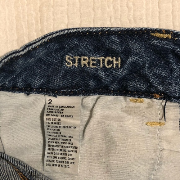 American Eagle Outfitters shorts - size 2 - Picture 3 of 3